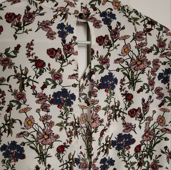 Do+be Floral Top - Picture 2 of 2